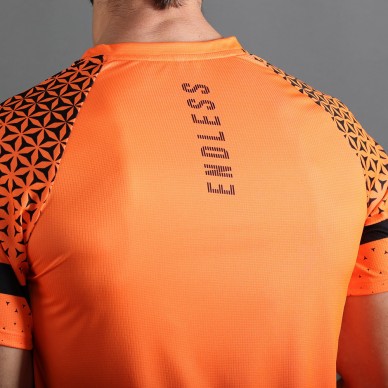 Endless Feisty Geo oranje T-shirt