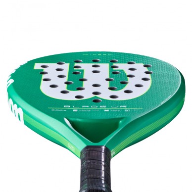 Wilson Blade Junior V4 2026