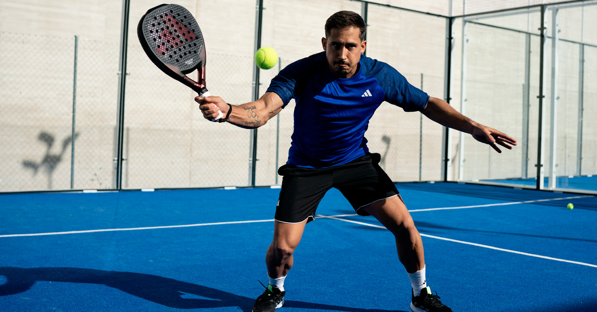 Gepersonaliseerde kracht, het kenmerk van de nieuwe Adidas padel collectie 2024